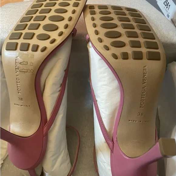 Bottega Venetta Stretch Strap Sandal Sz 38 - Picture 3 of 4